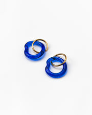 Blue Ameba dangle-hoop earrings on a base of gold stainless steel, made from recycled glass