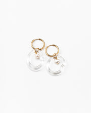Clear Ameba dangle-hoop earrings on a base of gold stainless steel, with a river pearl, made from recycled glass