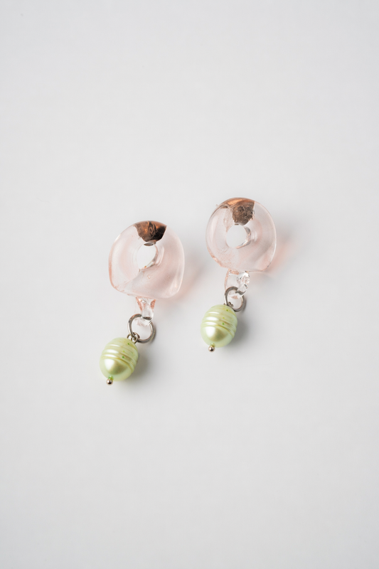 Pair of earrings with pink and green beads handmade
