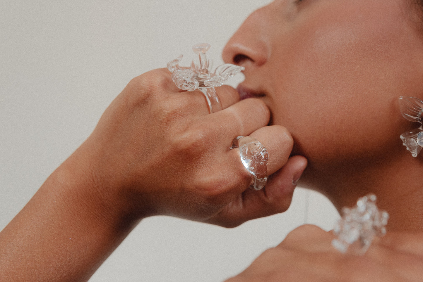 Clear bulky ring, made from recycled glass